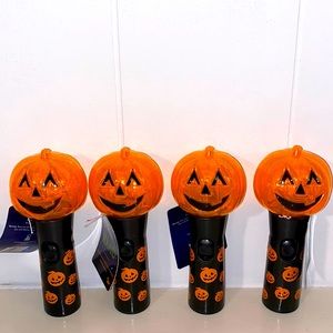 Set of 4 lights Up Wand Punkin head.